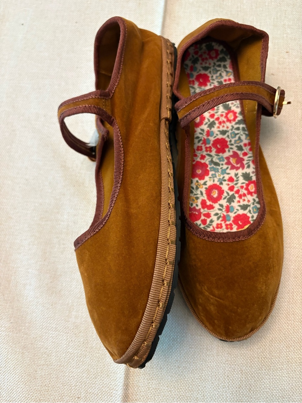 Women's Mary Jane Velvet Flats - Burnt Orange Brown NWOT - Picture 3 of 6